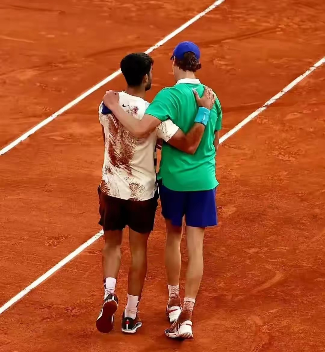 澳大利亚网球队逆转西班牙网球队,纳达尔送出助攻 澳大利亚网球队逆转西班牙网球队,纳达尔送出助攻